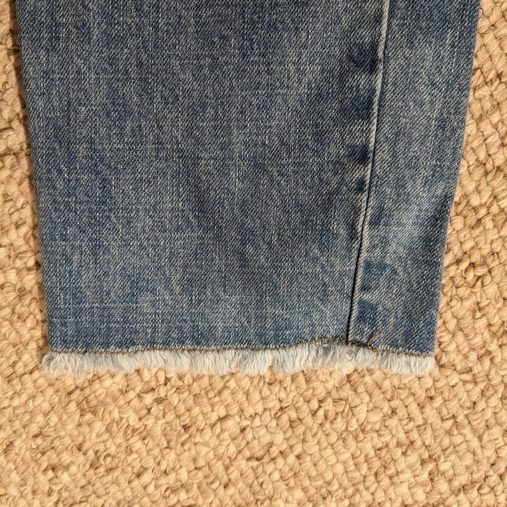 Daphnea Paris, Bottoms up high waisted jeans size L - Picture 9 of 9